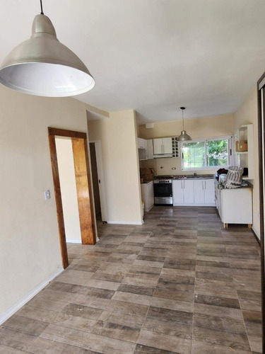 Casa En Venta - 3 Dormitorios 4 Baños - Dique Luján