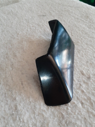 Puntera Parrilla De Techo Fortuner (riel) Fibra