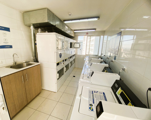 Depto 2 Dorm., 2 Baños, Estac. Y Bodega A Pasos De Metro.