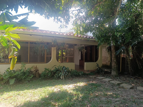 Venta Casa Urbanización La Boyera (dh)