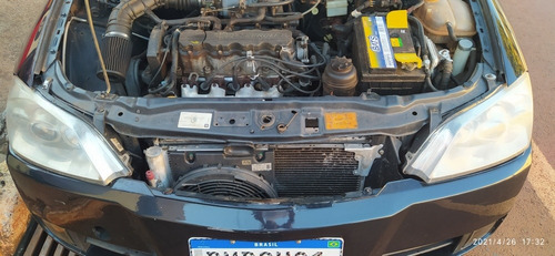 Imagem 7 de 15 de Chevrolet Astra 2.0 8v 4p Sedan