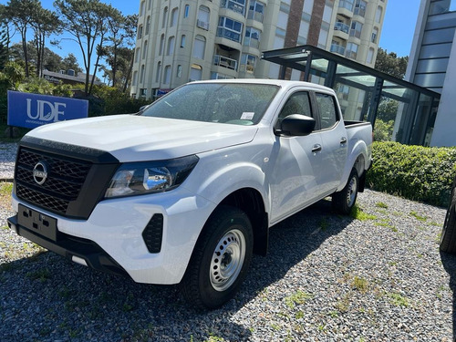 Nissan NP300 Frontier 2.5 Se Doble Cabina