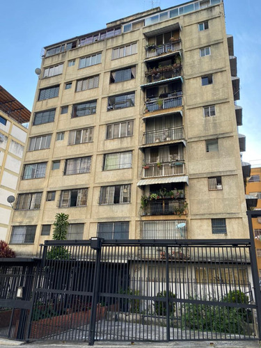 Se Vende Apartamento 63m2 2h/1b/1pe Santa Monica