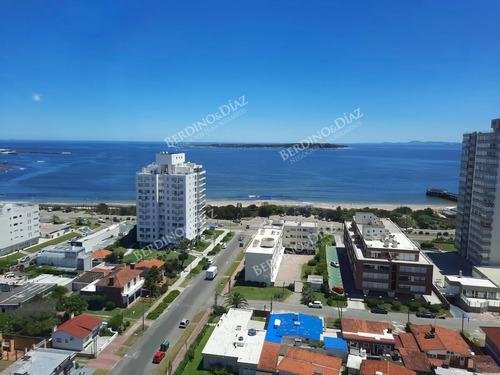  Penthouse En Venta Con Hermosa Vista A Playa Mansa