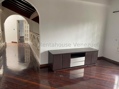 Casa En Venta En Alto Hatillo Terraza Areas Sociales Caracas Angela Tochon