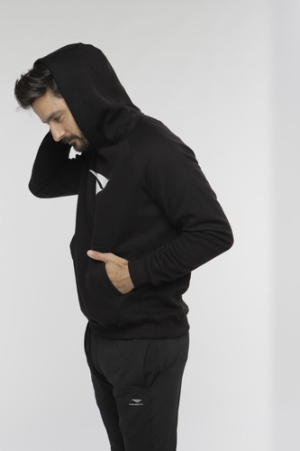 Imagen 5 de 8 de Buzo De Friza Canguro Con Capucha Penalty Hoodie