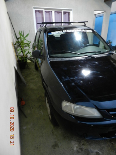 Celta Spirit 5 Portas 2005 Com Alarme E Trava Elétrica