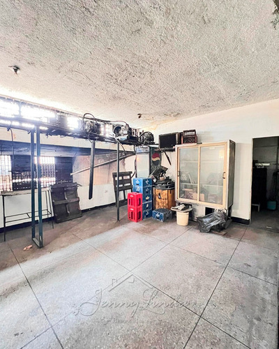 En Venta: Fondo De Comercio Panadería En Esquina Céntrica Concurrida Av. Ayacucho, Maracay Aragua
