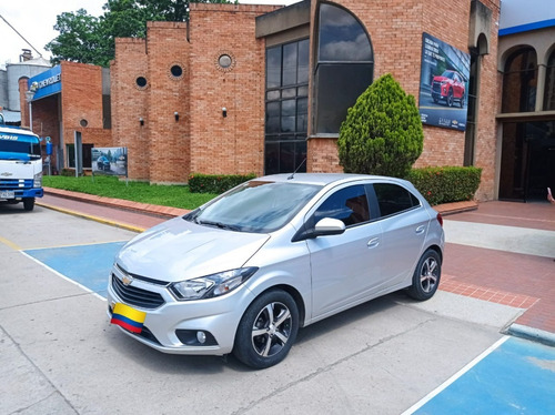 Imagen 1 de 10 de Chevrolet Onix Nb 1.4l Ltz Mt 2020