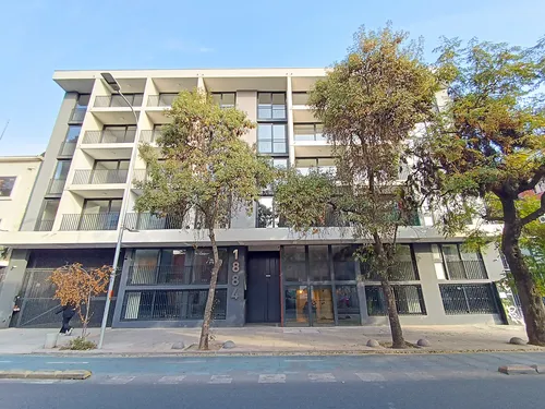 Edificio Rosas (1 Est. 1 Bod.) Vista Poniente Piso 5