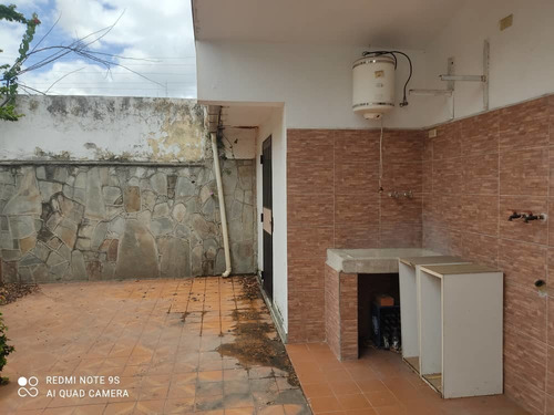 Imagen 3 de 9 de Liac Casa En Venta Trigal Sur Calle Cerrada Penelope Yañez