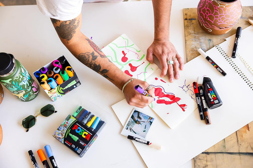 Madeshow Posca Marker Set, 8 Rotuladores Medianos 5m - Cálido,plumones puntal pincel plumones que no traspasan kit de dibujo,Set De Bolígrafos Acrílicos Para Colorear Y Colorear