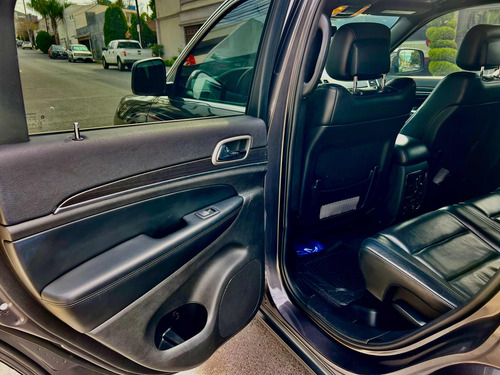 Jeep Grand Cherokee 3.6 Limited Lujo 4x2 Mt