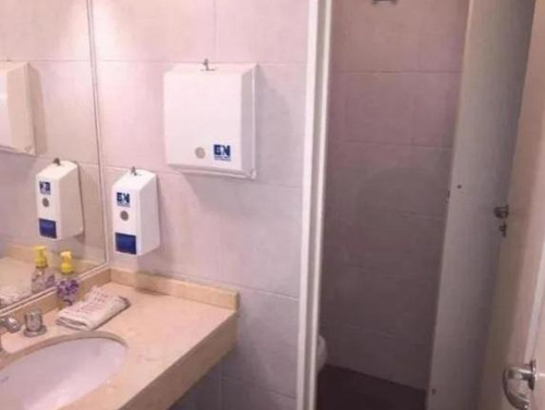 Imagen 4 de 15 de Oficina Muy Amplia Con 2 Baños Seguridad 24 Hs. - San Nicolás