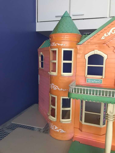 Casa Mansión De Barbie, Artículo Usado En Buen Estado.