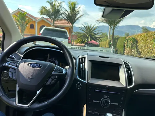 Ford Edge 3.5 Titanium