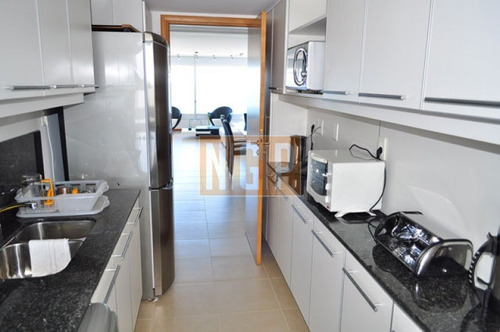 Divino Impecable Con Servicios-ref:4522
