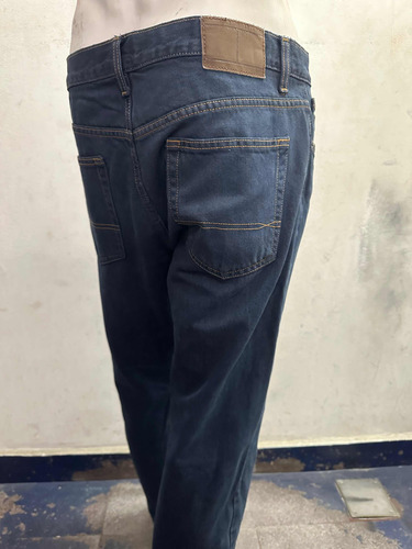 Pantalón De Jean Tommy Hilfiger Relaxed Talle 32x30 (Usado)
