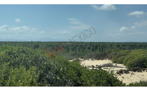 Terreno De Gran Inversión En Bahia Turquesa