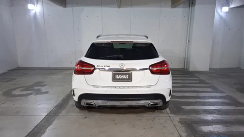 Mercedes-Benz Clase GLA 2.0 GLA 250 SPORT DCT