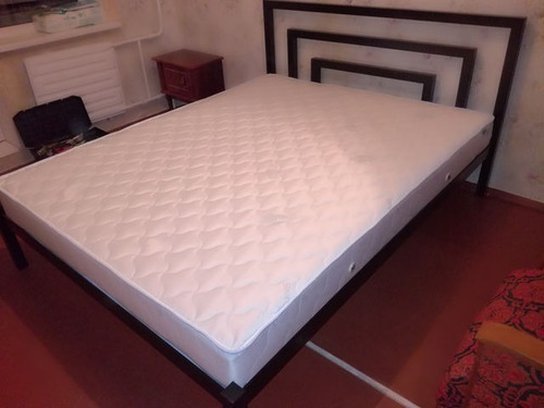 Imagen 3 de 5 de Cama Mueble De Hierro Y Madera Estilo Brios De 2 Plaza