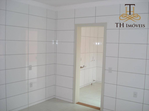 Sobrado Residencial À Venda, Ariribá, Balneário Camboriú. - So0003