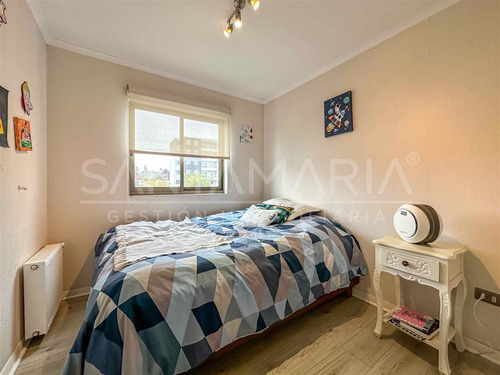 Casa En Venta De 3 Dorm. En Concepción
