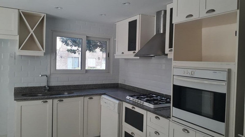 Imagen 10 de 22 de Casa Cuatro Dormitorios Fisherton