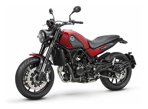 Imagen 2 de 15 de Benelli Leoncino 500