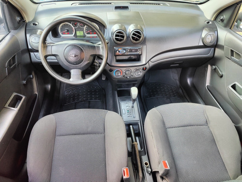 Chevrolet Aveo 1.6 Automatico Rines A/C