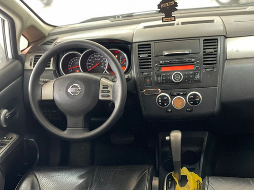 Nissan Tiida 1.8 Sl Flex Aut. 5p