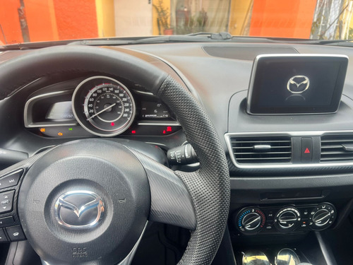 Mazda Mazda 3 2.0 Sedan I Touring L4 Man Mt