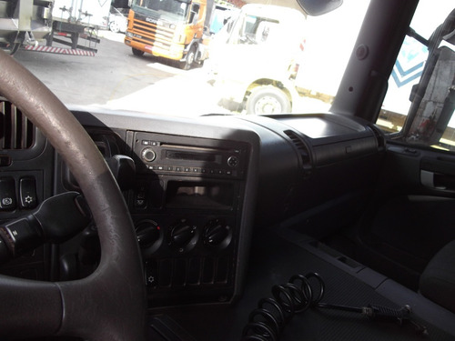 Imagem 11 de 15 de Scania P360 Automatico 2014