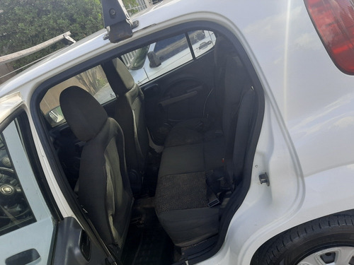 Fiat Uno 2011 1.0 Vivace Flex 5p