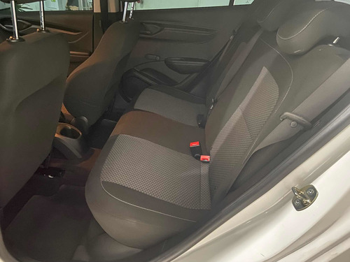 Imagem 6 de 8 de Chevrolet Onix 2019 1.0 Joy 5p