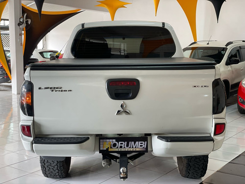 Mitsubishi L200 3.2 Triton Hpe Cab. Dupla 4x4 4p