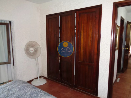 Se Alquila Hermosa Casa En Zona De Prestigio, Alquiler En Punta Del Este, Barrio Beverly Hills