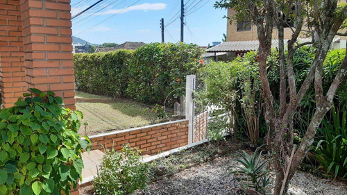 Imagem 24 de 27 de Casa Em Pantanal, Florianópolis/sc De 430m² 4 Quartos À Venda Por R$ 960.000,00 - Ca2008150-s