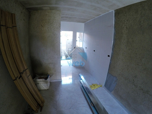 Imagem 18 de 26 de Excelentes Casas Em Pequeno Condomínio No Bairro Campo De Santana, Com Dois Quartos, Sala, Cozinha Americana, Banheiro Social E Área De Serviços. - Ca01630 - 70039866