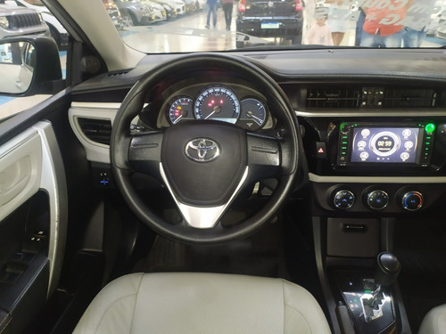Imagem 9 de 15 de Corolla Gli 1.8 Flex Automático Banco De Couro E Multmidia