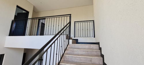 Imagen 18 de 30 de Venta | Casa | Canton, Islas