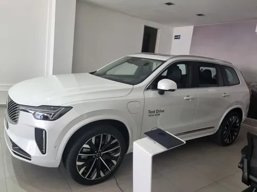 Volvo XC90 2.0 T8 Recharge Ultimate Hibrido