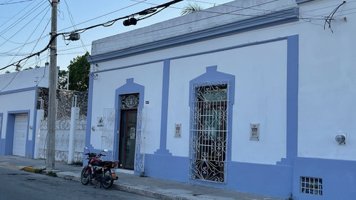 Casa En Venta En El Centro De La Ciudad De Merida