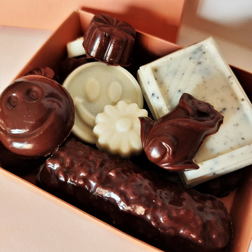 Imagen 3 de 5 de 500gr Bombones De Chocolate Artesanales - Ideal Regalo
