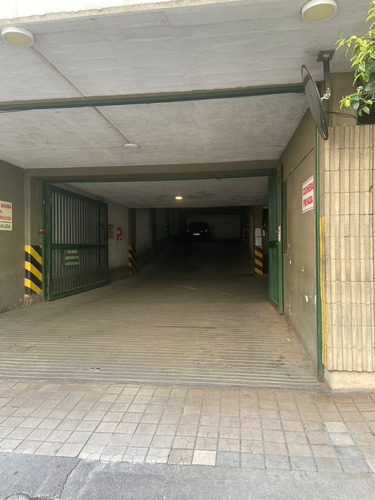 Vendo Cochera Barrio Centro Cordoba