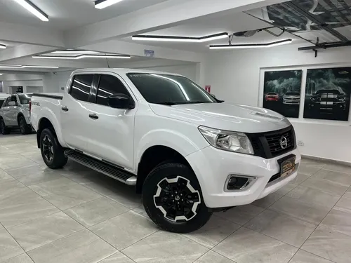 Nissan Frontier Mt 2.5 Turbo Diesel 4*4 2016