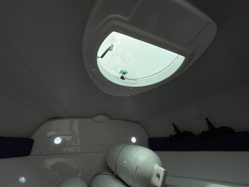 Focker 215 2006 Mercury 150 Hp 4t