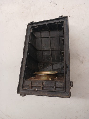 Tapa De Filtro De Aire Nissan Tsuru 3 1.6 4c T Roja 1992 (Usado)