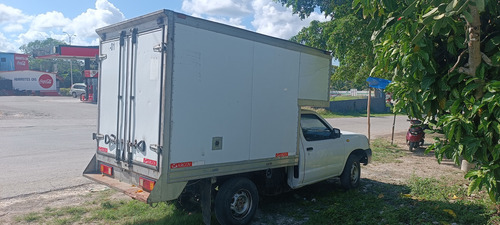 Nissan NP300 2.5 Diesel Chasis 4x2 Mt