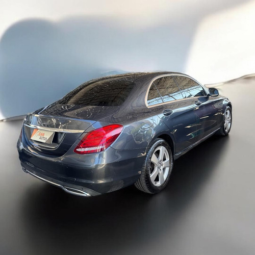 Mercedes-Benz Classe C 2.0 Avantgarde Turbo 4p